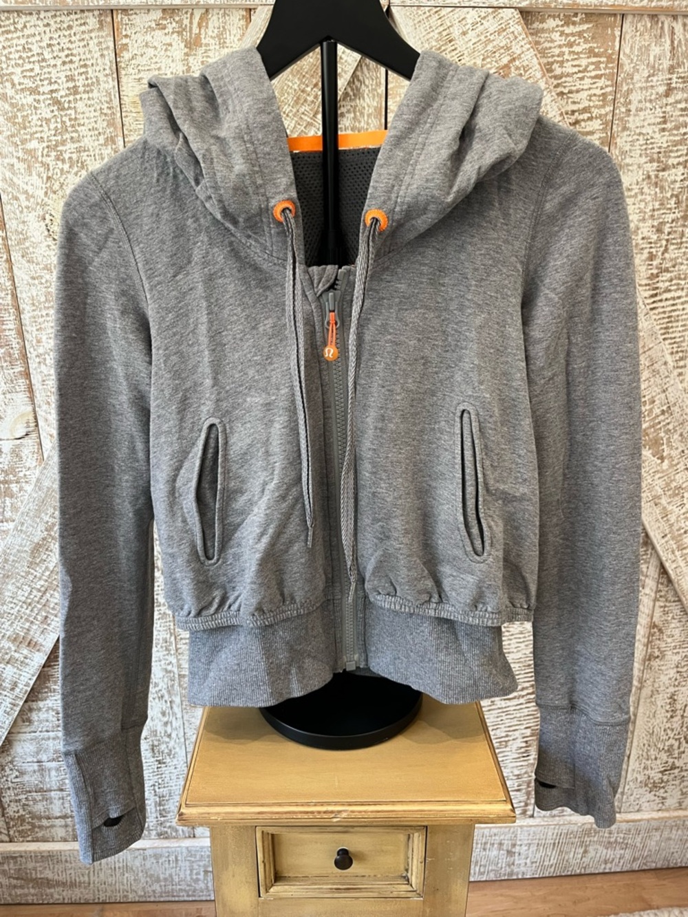 Lululemon Women's Gray Zip-Up Hoodie Jacket w/Mesh Lining Size 4 -NWOT